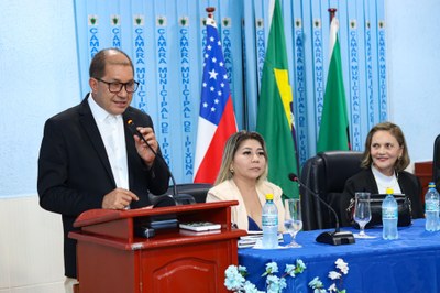 Câmara Municipal de Ipixuna concede Título de Cidadão Honorário Ipixunense ao Padre Clezildo Gomes de Souza