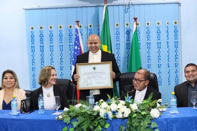 Câmara Municipal de Ipixuna concede Título de Cidadão Honorário Ipixunense ao Padre Clezildo Gomes de Souza