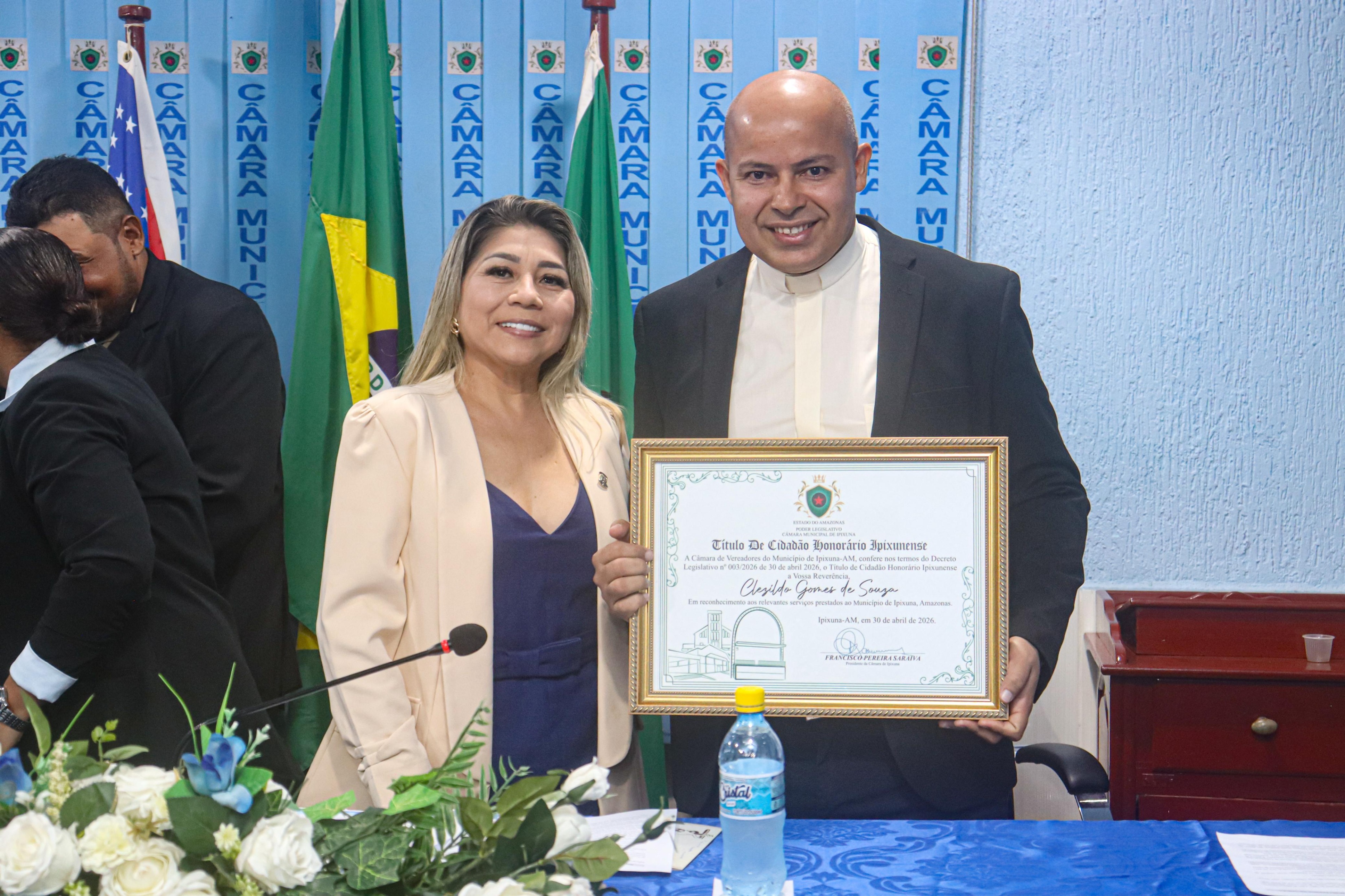 Câmara Municipal de Ipixuna concede Título de Cidadão Honorário Ipixunense ao Padre Clezildo Gomes de Souza